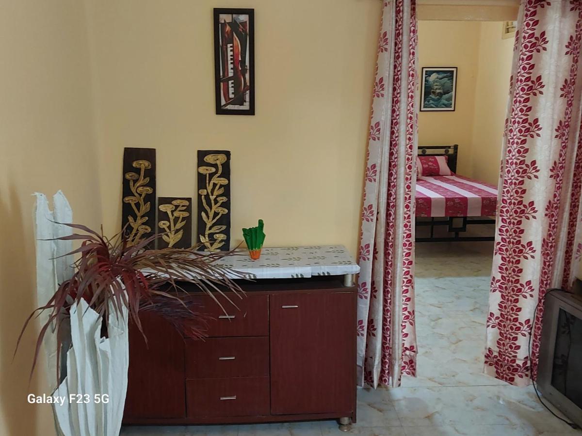 Shree Homes- Ac Delux Suite กูวาฮาติ ภายนอก รูปภาพ